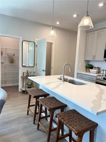 a view of a workspace with furniture