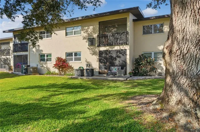 a front view of house with yard