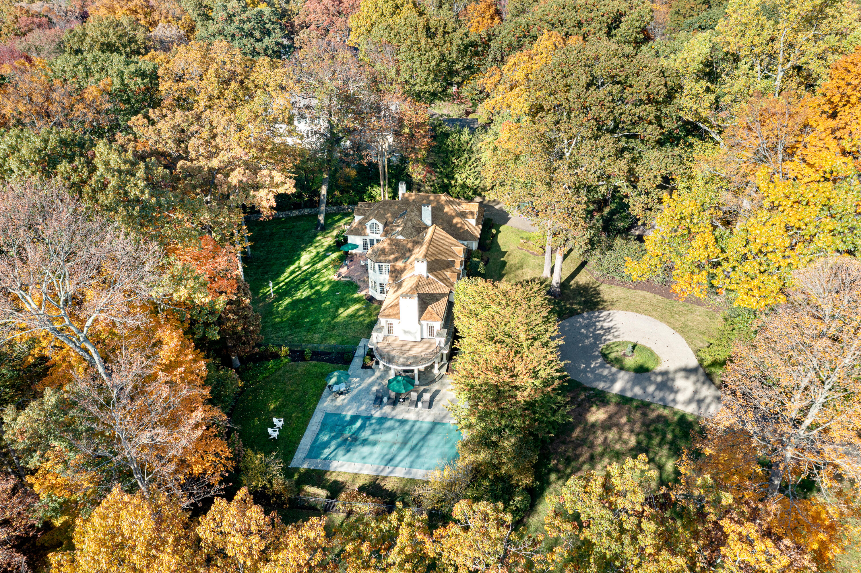 21 Halter Lane Darien, CT 06820 - Photo 8 of 45 a view of lake