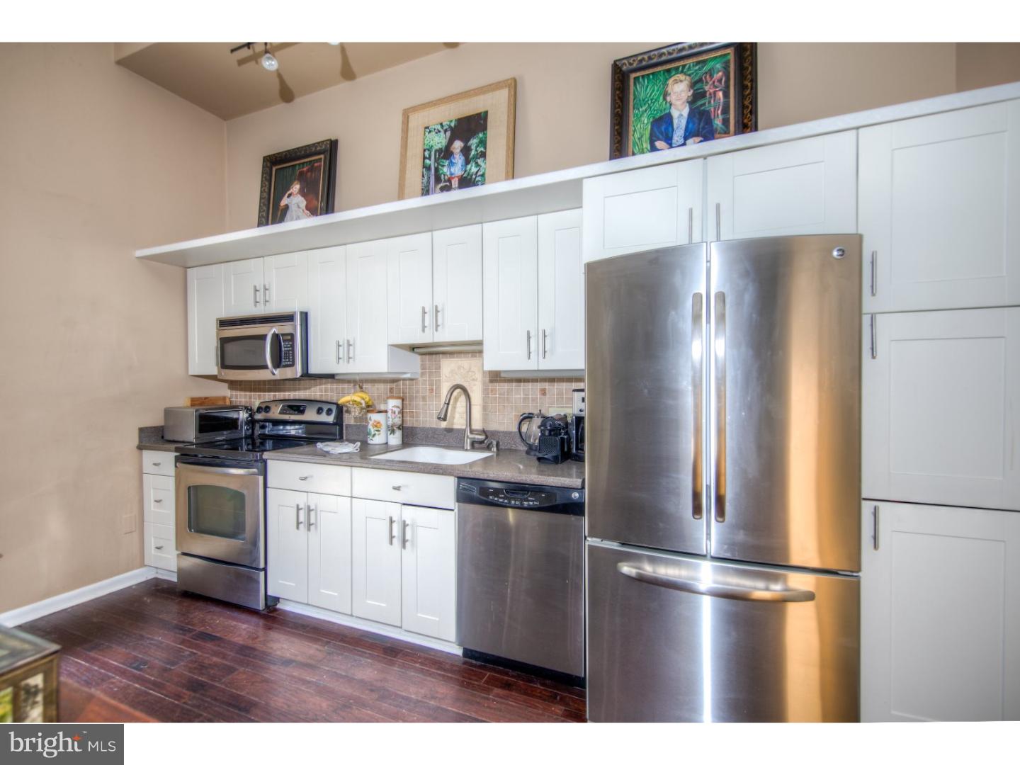 315 South Valley Forge Road, Unit B2 Devon, PA 19333 - Photo 6 of 14 Kitchen