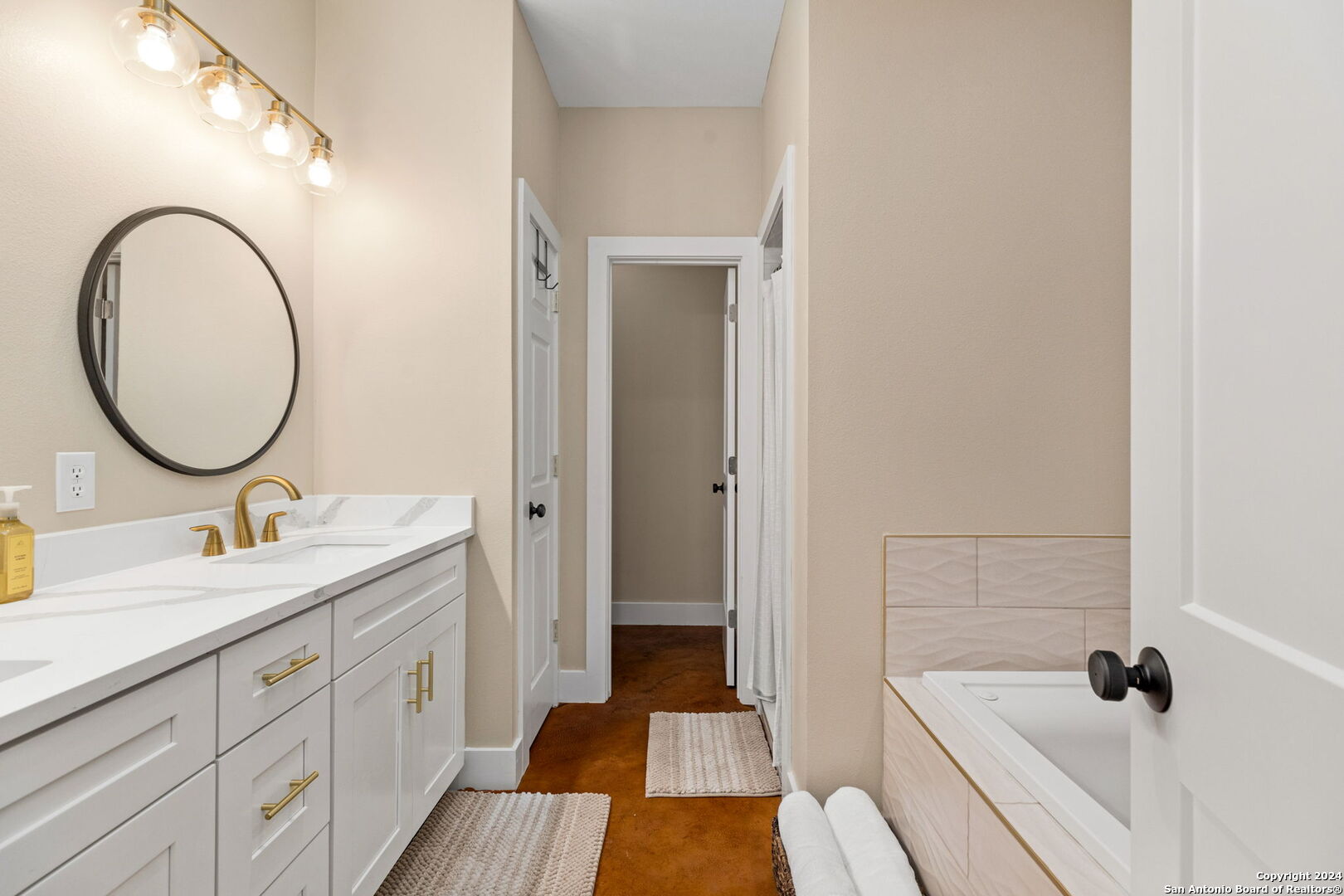 822 Mountain Vly Drive Concan, TX 78838 - Photo 25 of 45