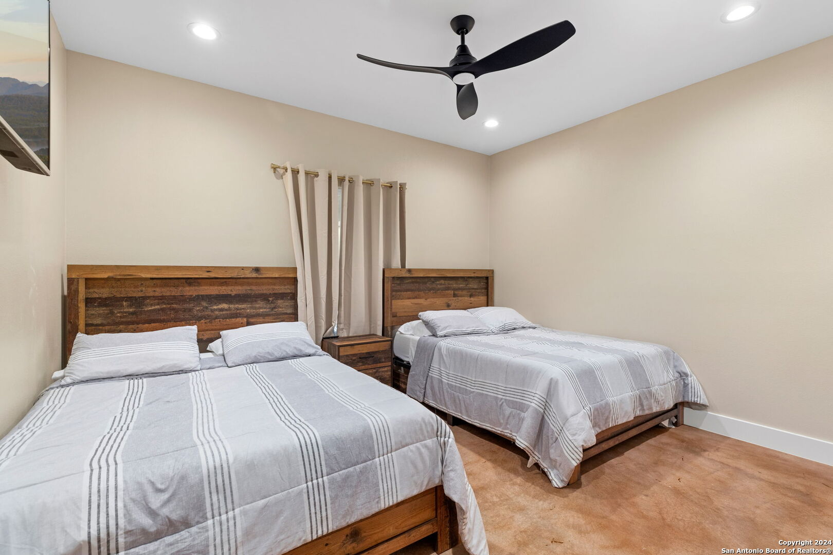 822 Mountain Vly Drive Concan, TX 78838 - Photo 27 of 45