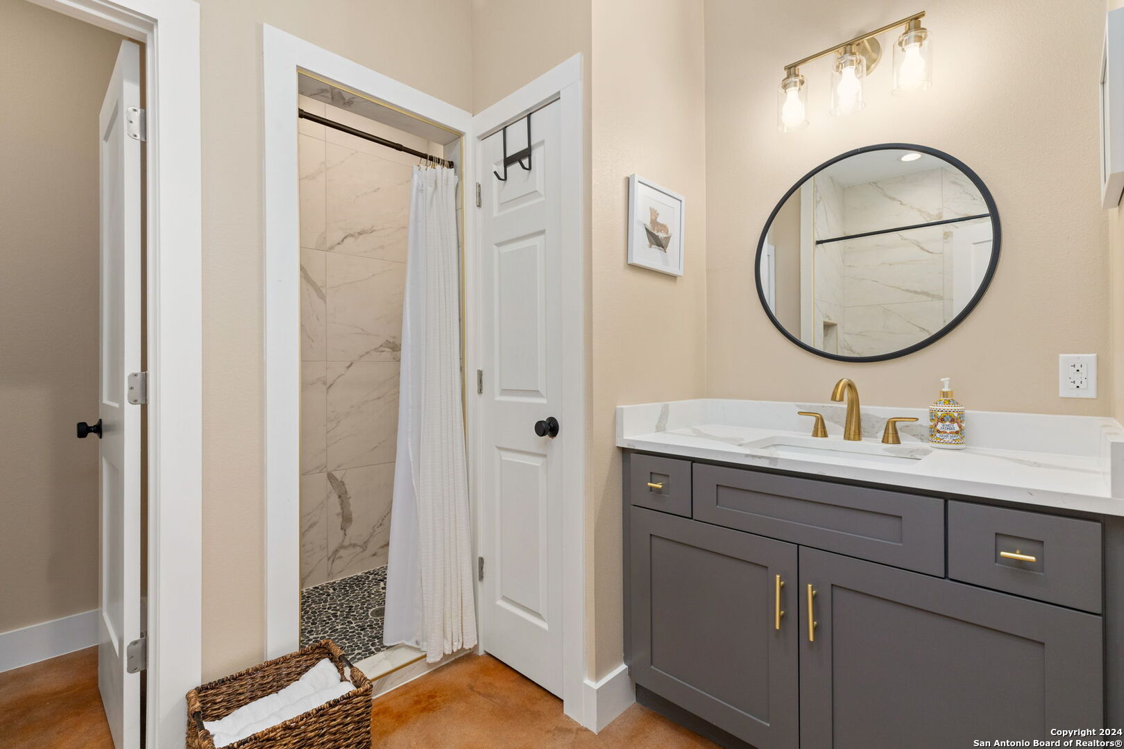 822 Mountain Vly Drive Concan, TX 78838 - Photo 37 of 45