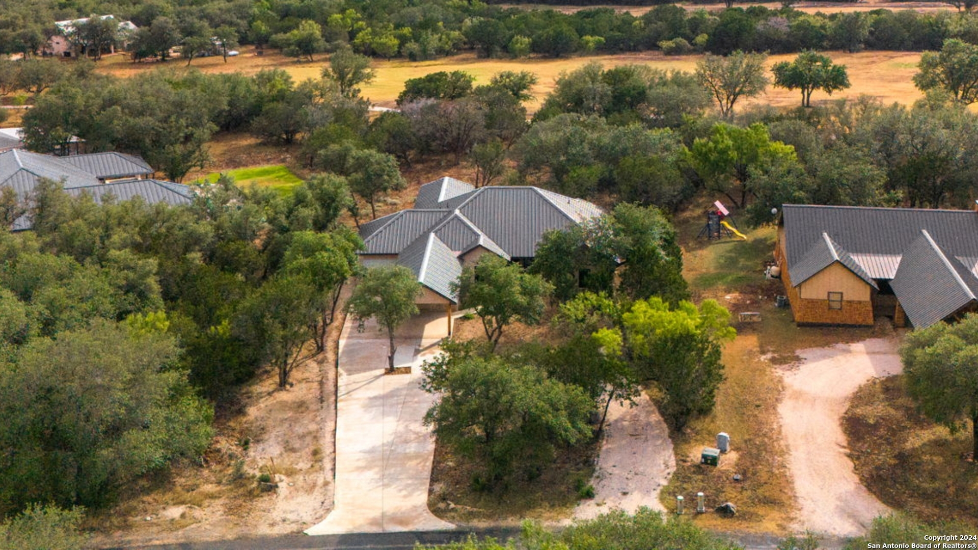 822 Mountain Vly Drive Concan, TX 78838 - Photo 7 of 45