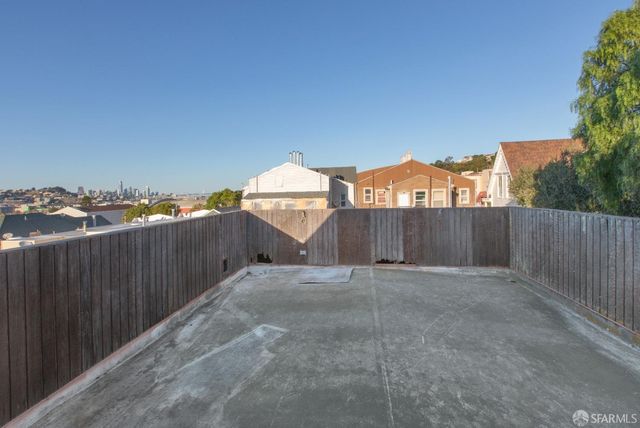 $650,000 | 1552 Palou Avenue, San Francisco, CA 94124