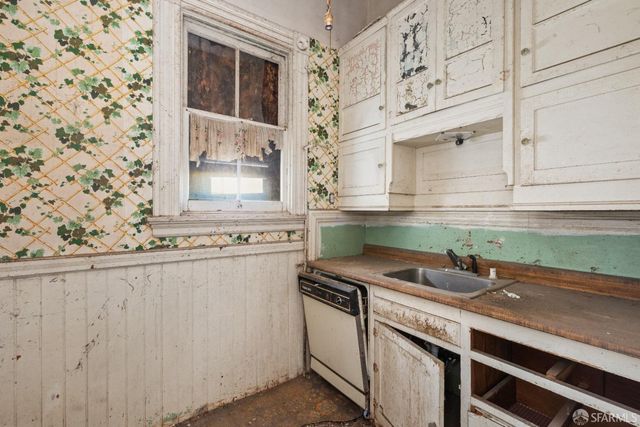 $650,000 | 1552 Palou Avenue, San Francisco, CA 94124