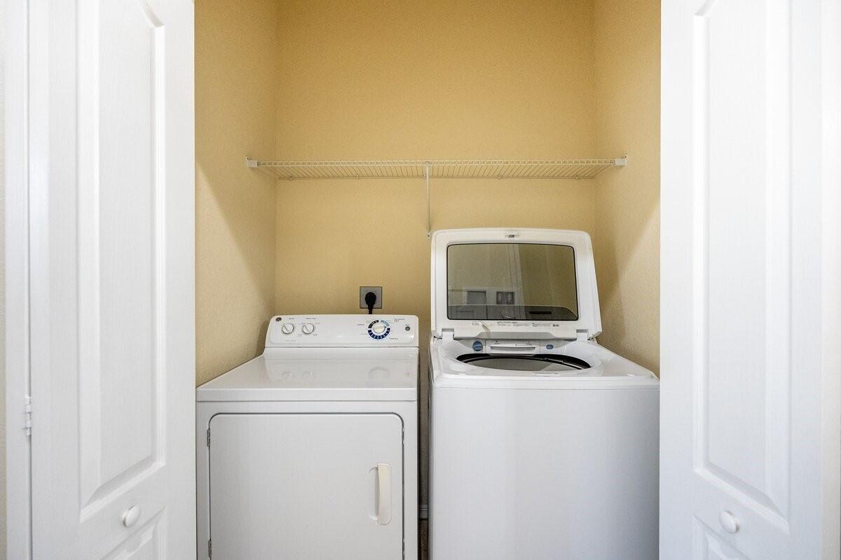 104 Southwest Otter Run Place Stuart, FL 34997 - Photo 41 of 51 104 SW Otter Run washer dryer Brad