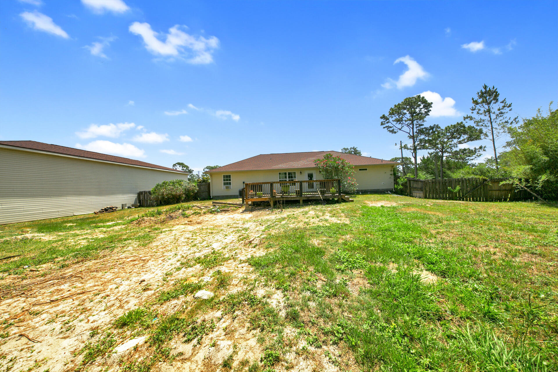2067 Shannon Road Navarre, FL 32566 - Photo 36 of 36 2067 Shannon Rd Navarre FL 32566 USA-036