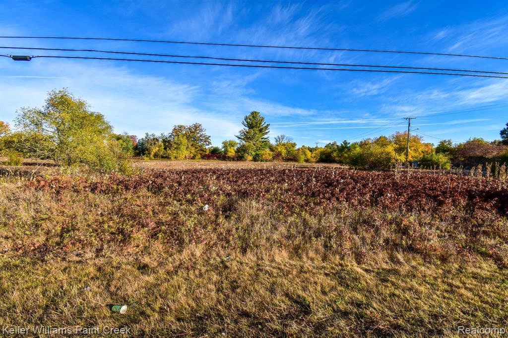 7426 Lapeer Road North Street, MI 48049 - Photo 11 of 14 Gallery Image 11