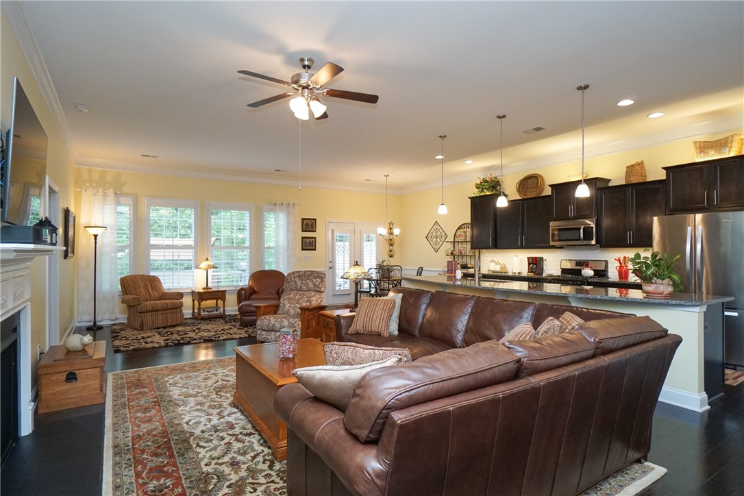 119 Golden Eagle Lane Anderson, SC 29621 - Photo 8 of 32 Gallery Image 8