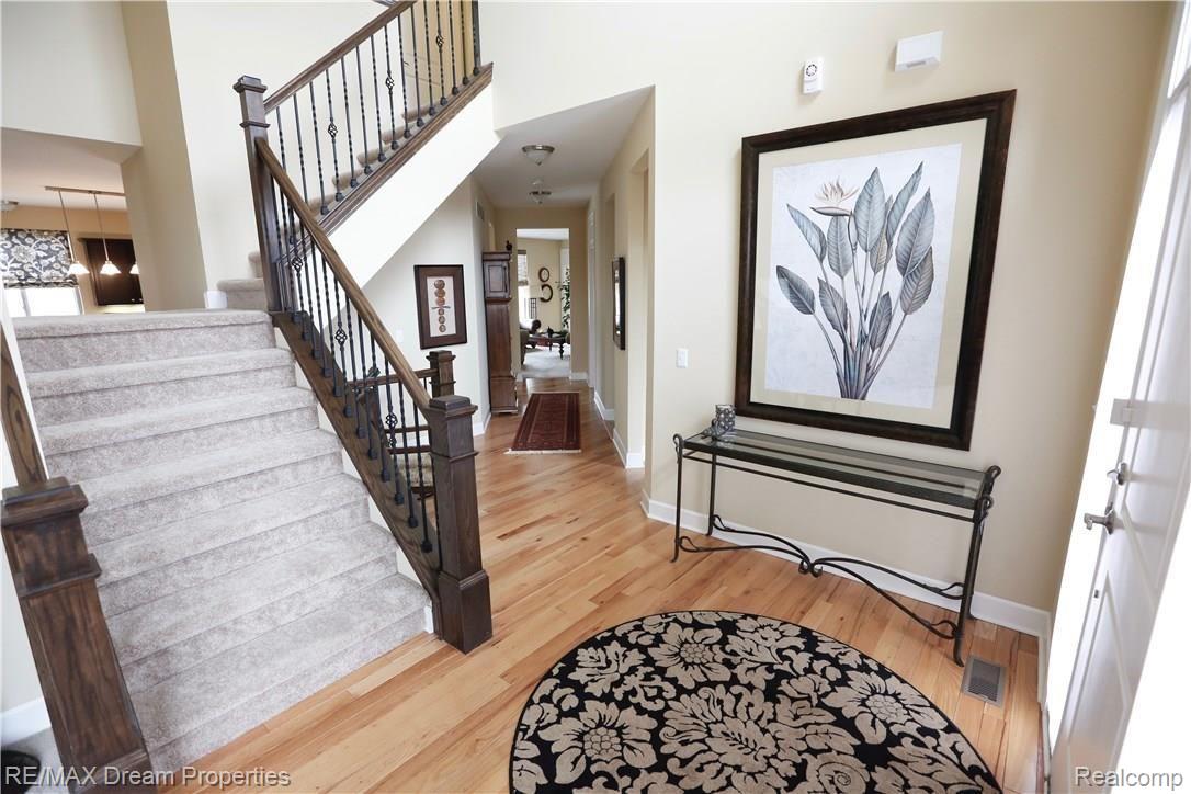 24292 Ravine Drive South Lyon, MI 48178 - Photo 12 of 23 _I0A6460.jpg