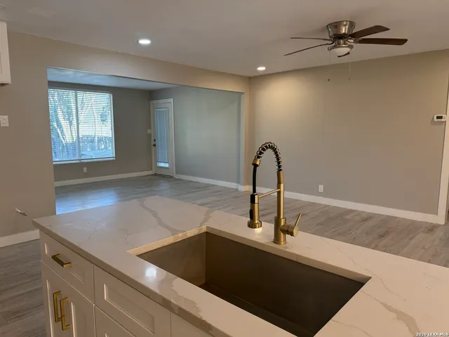 $1,995 | 12440 Old Spanish Trail, Live Oak, TX 78233