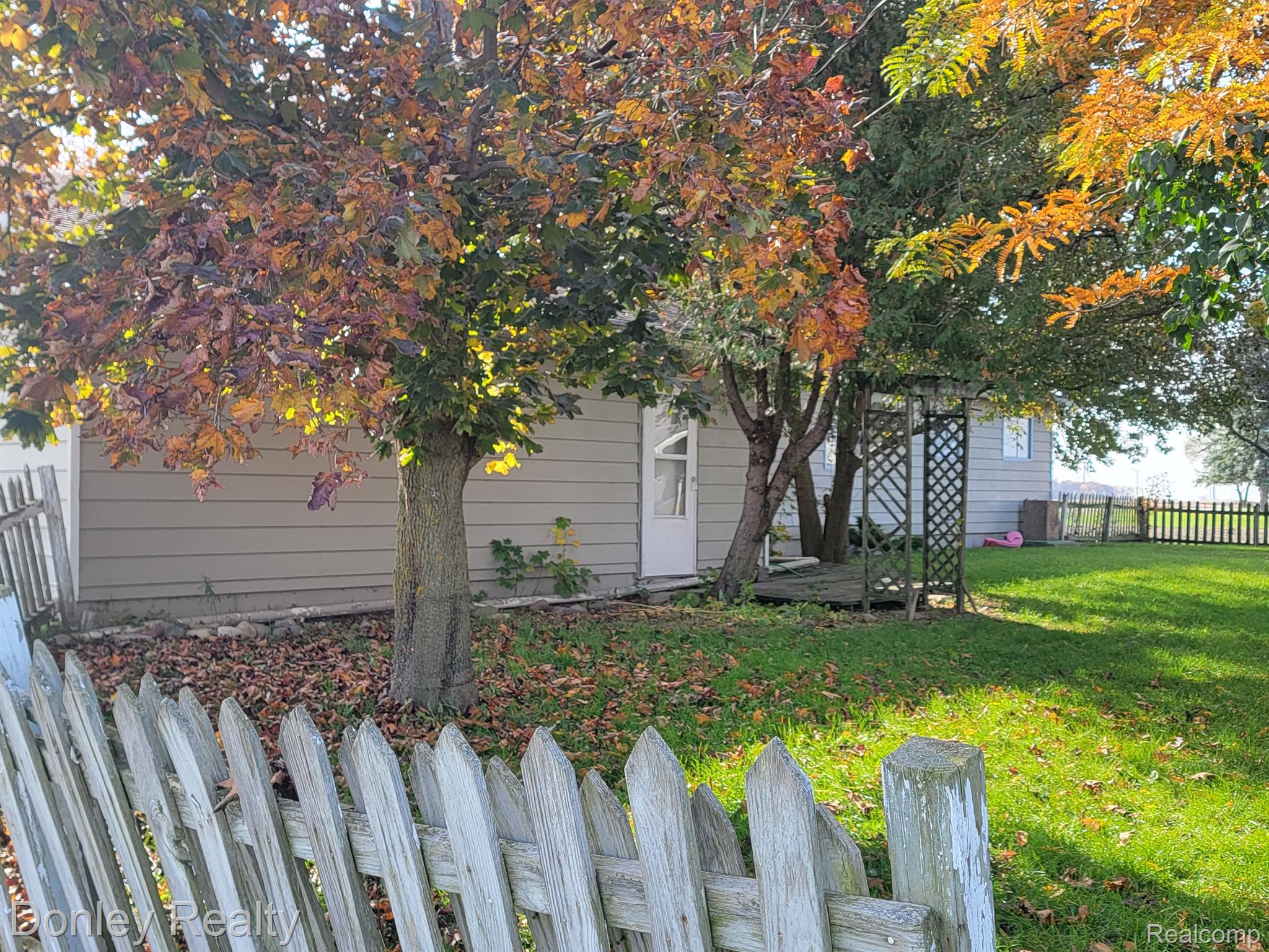 4750 West Elmwood Road Akron, MI 48701 - Photo 8 of 12 Gallery Image 8
