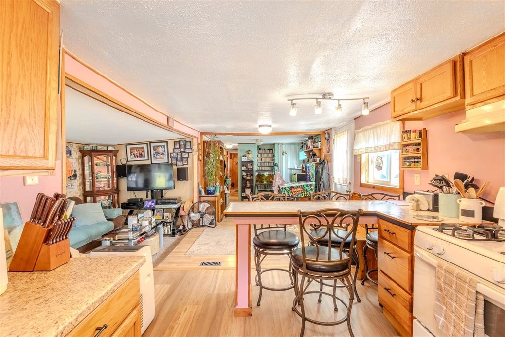 1540 Broadway, Unit 31 Raynham, MA 02767 - Photo 14 of 23