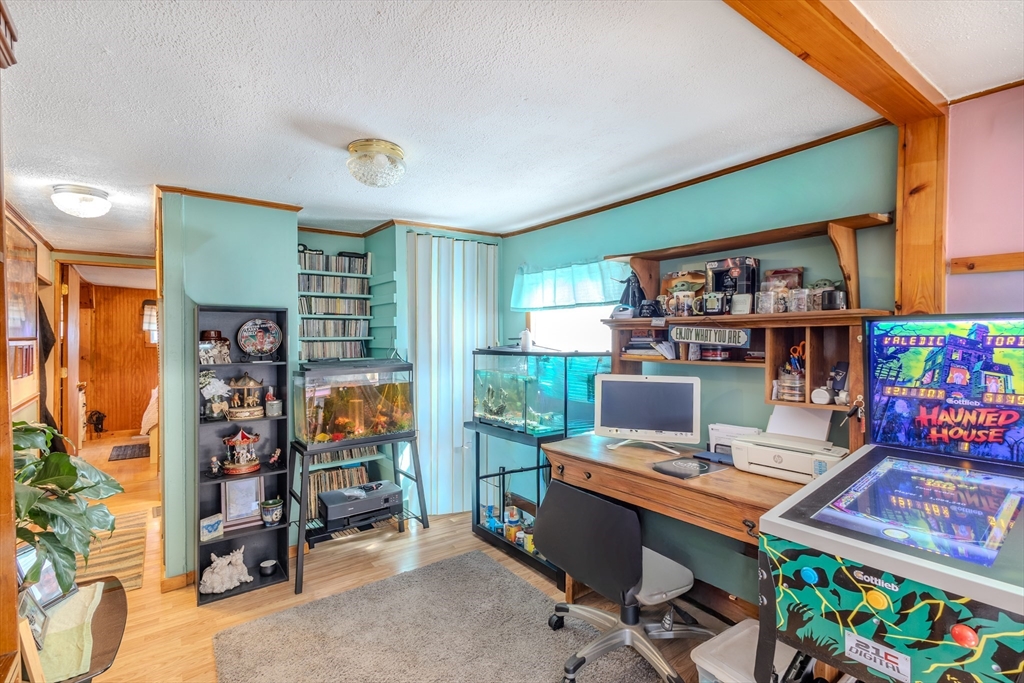 1540 Broadway, Unit 31 Raynham, MA 02767 - Photo 15 of 23