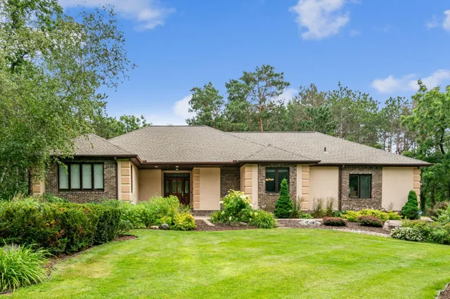 $725,000 | 10791 3rd St Place North, Lake Elmo, MN 55042