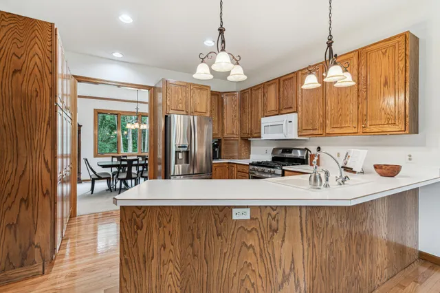 $725,000 | 10791 3rd St Place North, Lake Elmo, MN 55042