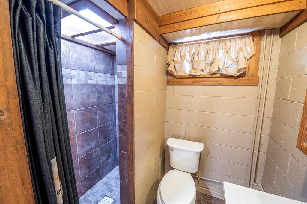 5113 McCandless Road Butler, PA 16001 - Photo 17 of 21