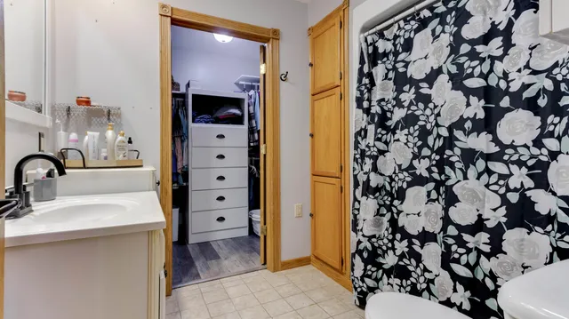 $198,900 | 612 East Broadway Street, Blair, WI 54616