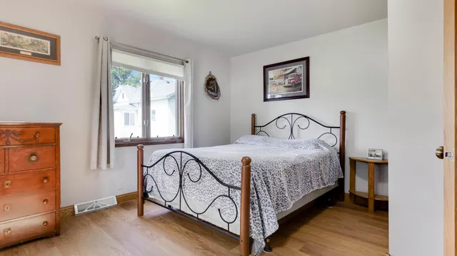 $198,900 | 612 East Broadway Street, Blair, WI 54616