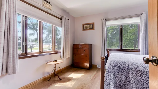 $198,900 | 612 East Broadway Street, Blair, WI 54616