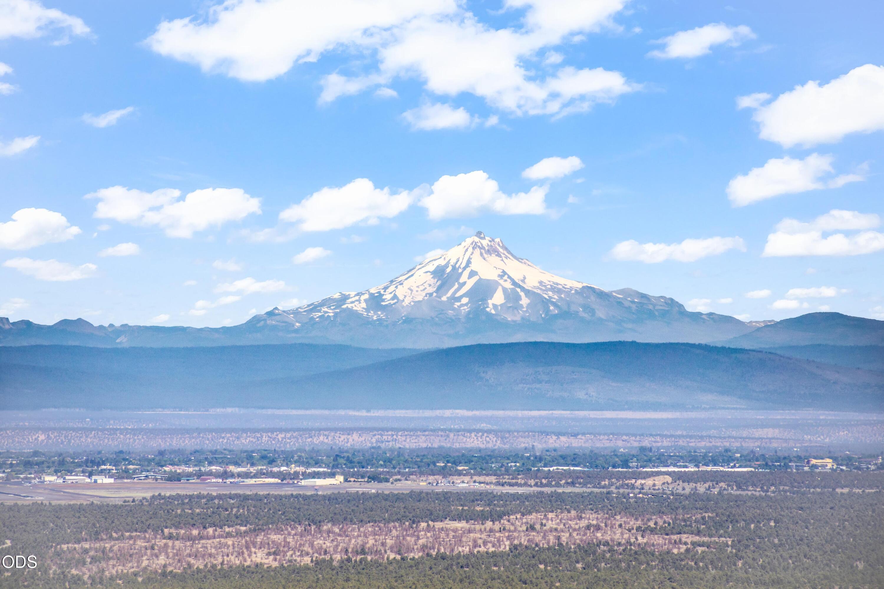14527 Southwest Aquatic View Lane Powell Butte, OR 97753 - Photo 16 of 19