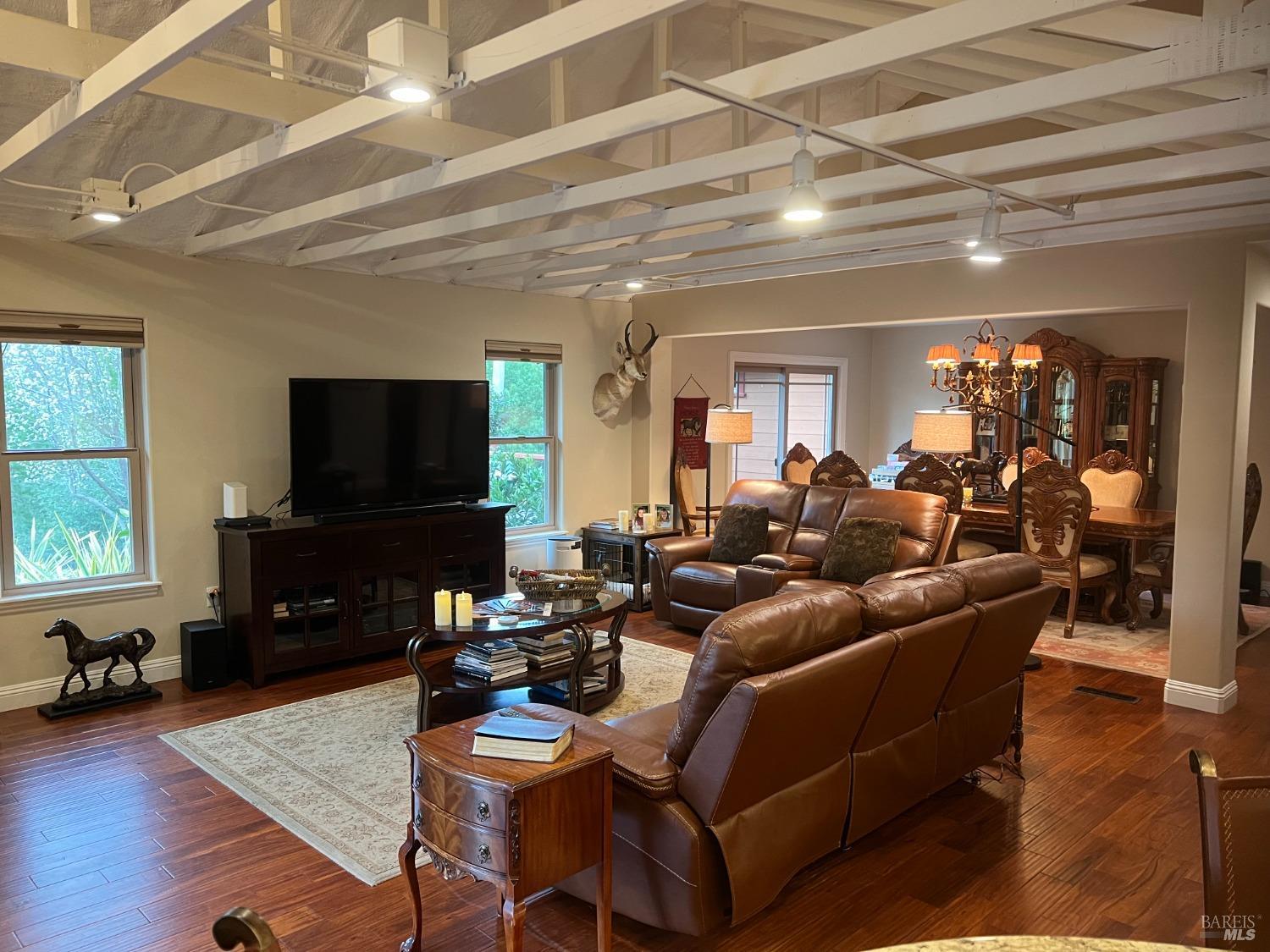 1748 Laguna Road Santa Rosa, CA 95401 - Photo 15 of 81