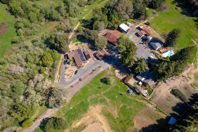 $5,999,998 | 1748 Laguna Road, Santa Rosa, CA 95401