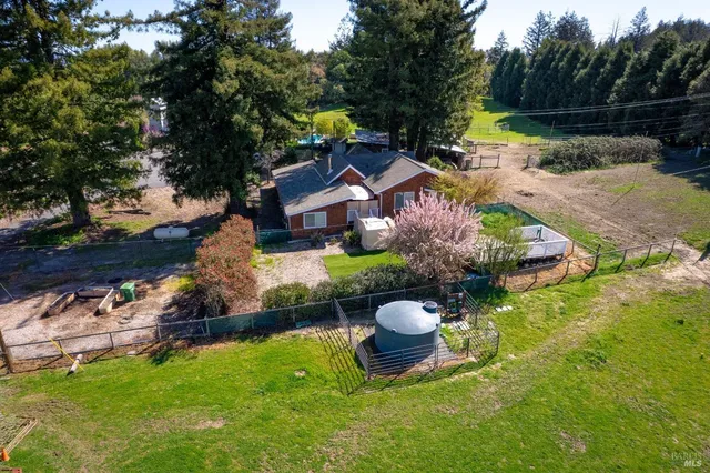 $5,999,998 | 1748 Laguna Road, Santa Rosa, CA 95401