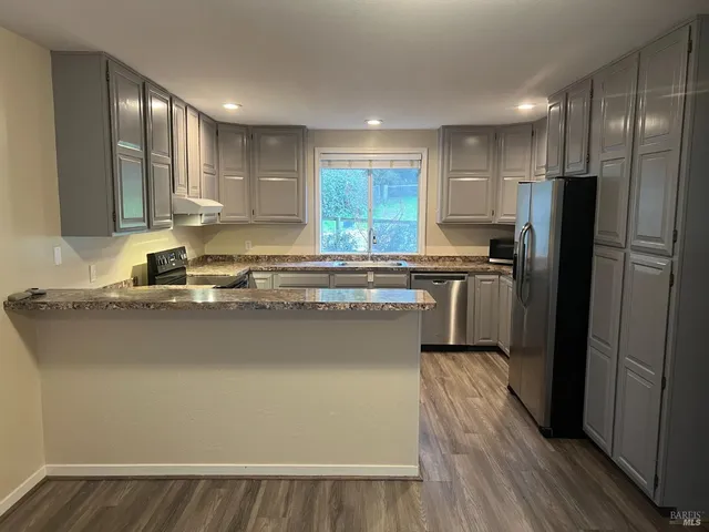 $5,999,998 | 1748 Laguna Road, Santa Rosa, CA 95401