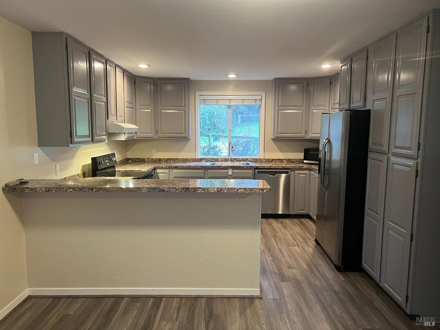 1748 Laguna Road Santa Rosa, CA 95401 - Photo 36 of 81