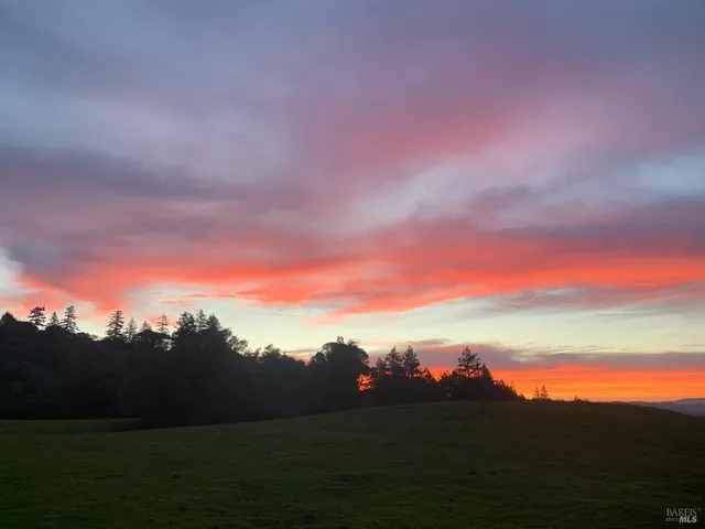 $5,999,998 | 1748 Laguna Road, Santa Rosa, CA 95401