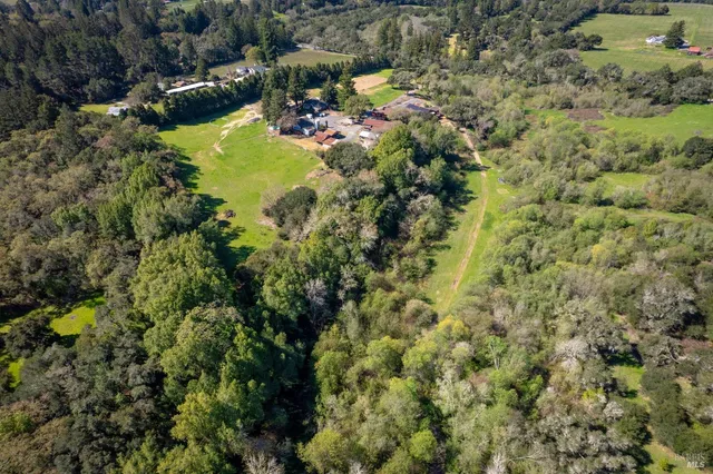 $5,999,998 | 1748 Laguna Road, Santa Rosa, CA 95401