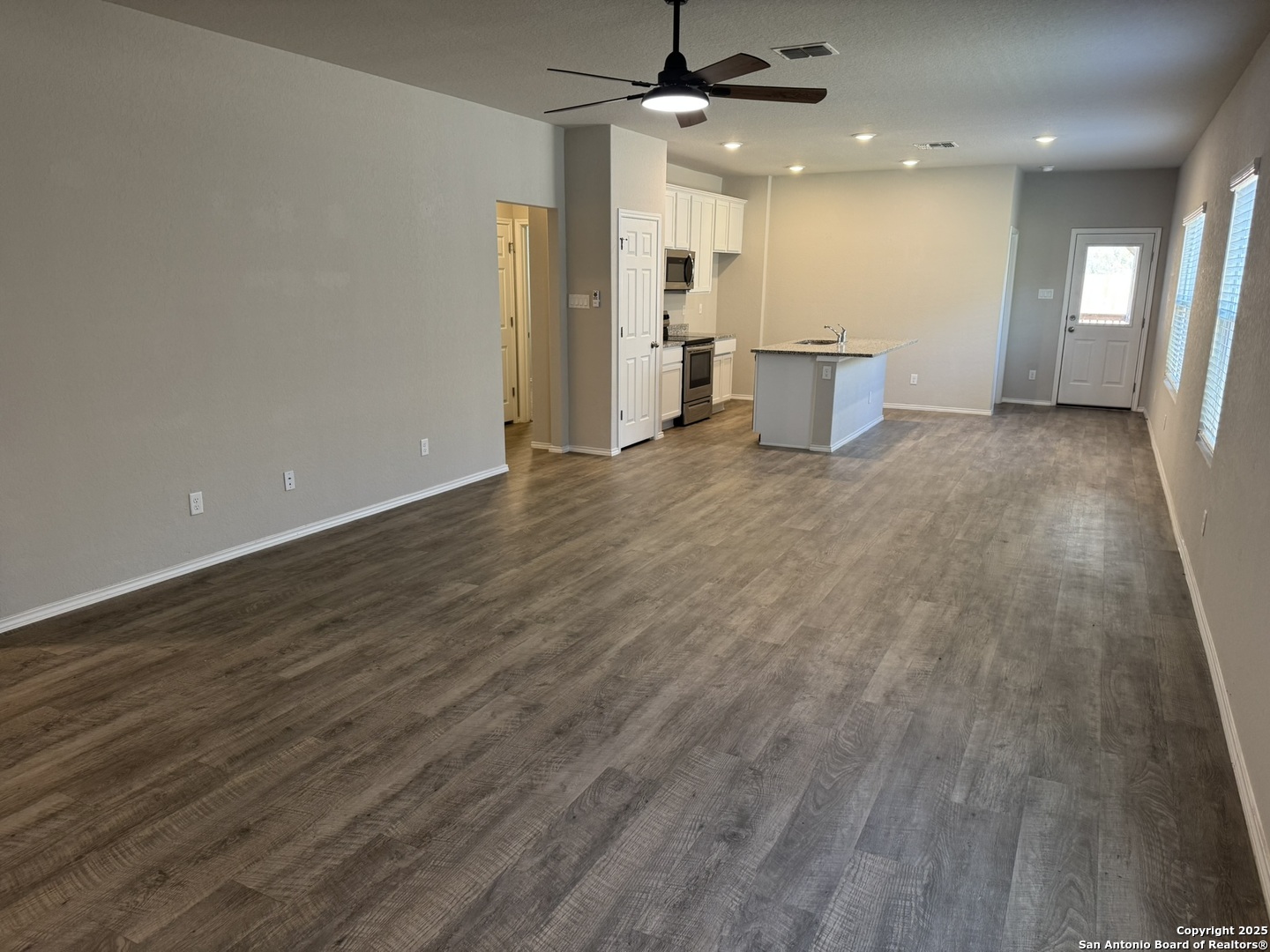 3439 RedBud Grove San Antonio, TX 78264 - Photo 3 of 18