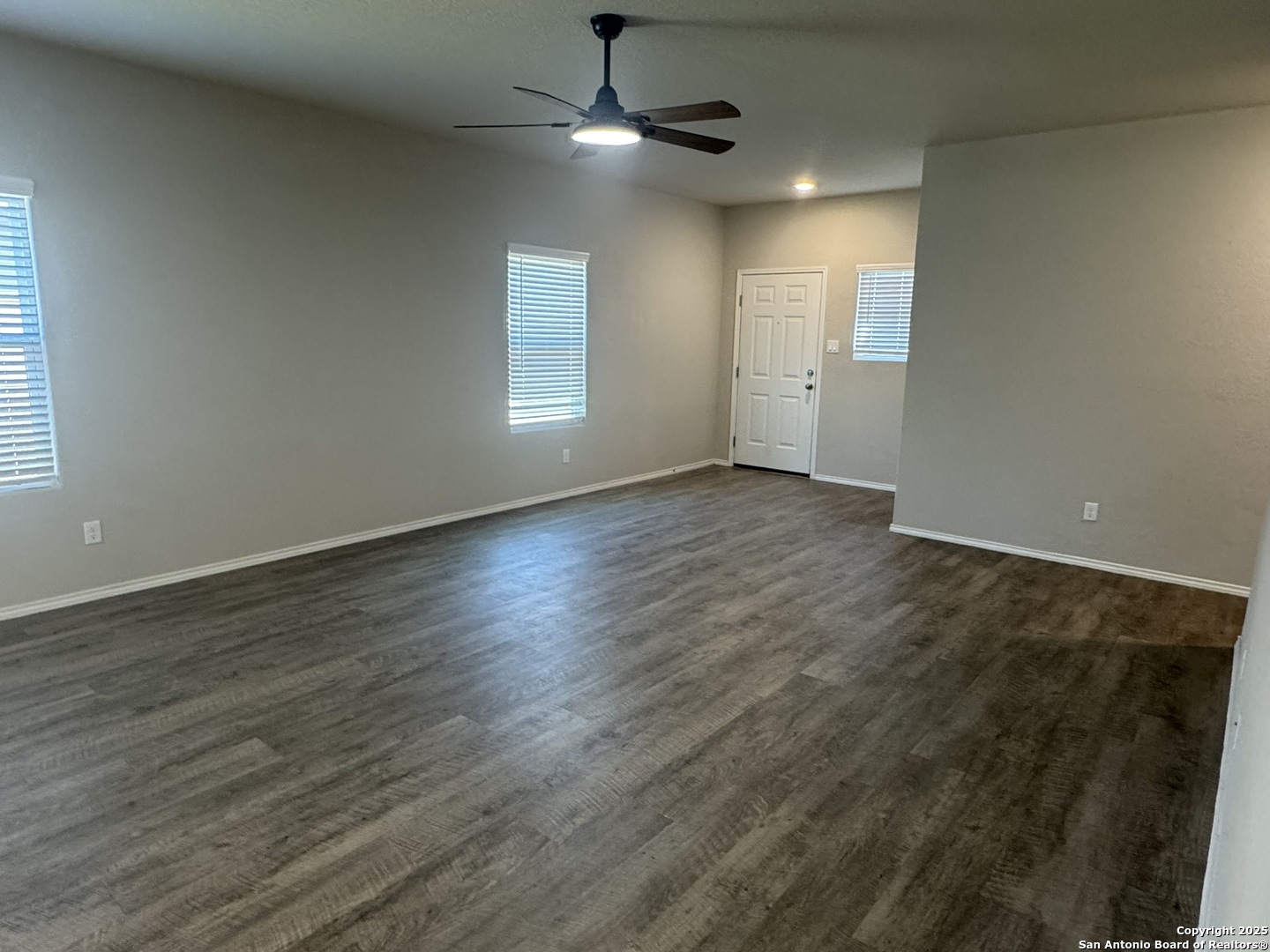 3439 RedBud Grove San Antonio, TX 78264 - Photo 7 of 18