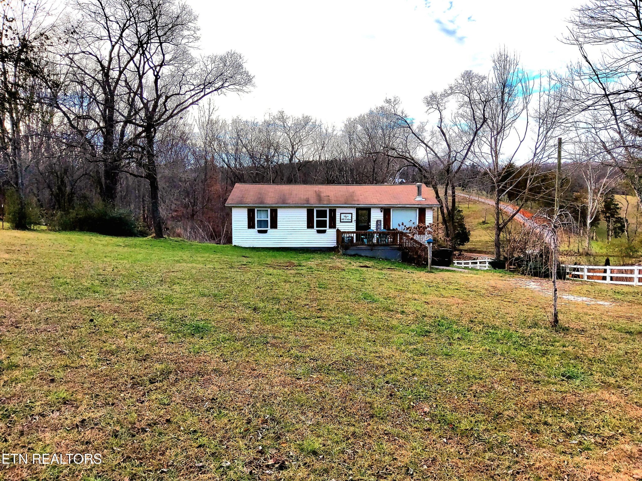 1471 Harold Patterson Road Dandridge, TN 37725 - Photo 6 of 31 Gallery Image 6