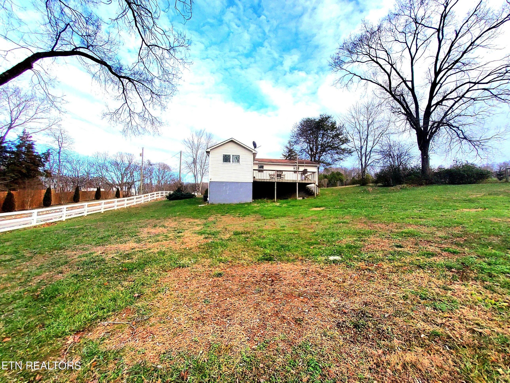1471 Harold Patterson Road Dandridge, TN 37725 - Photo 10 of 31 Gallery Image 10