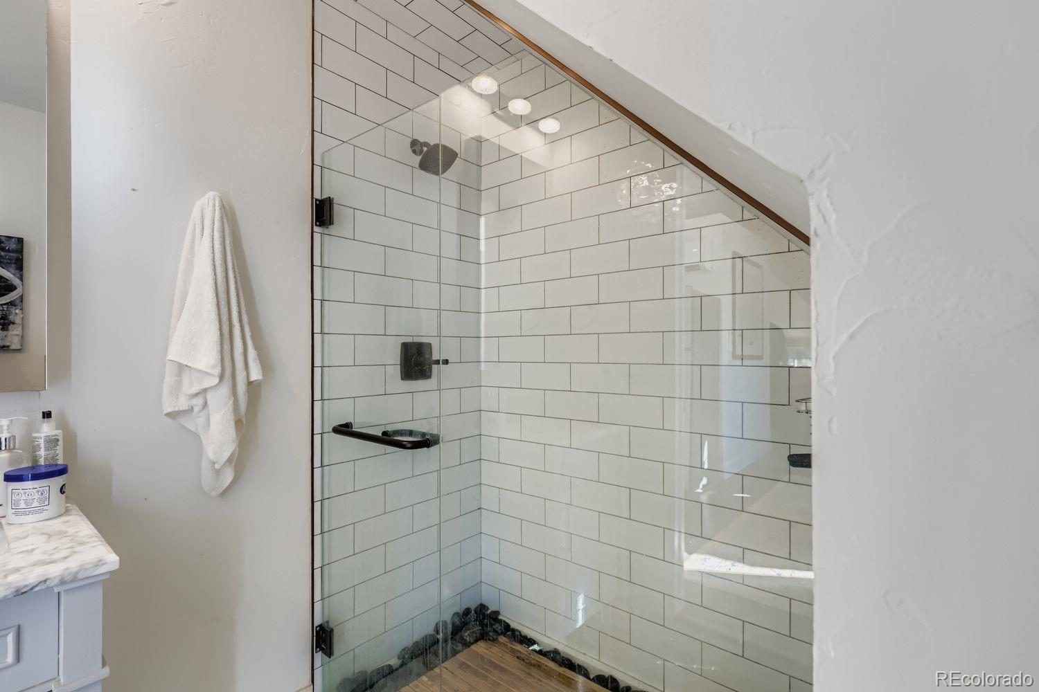 854 North Clarkson Street Denver, CO 80218 - Photo 16 of 34