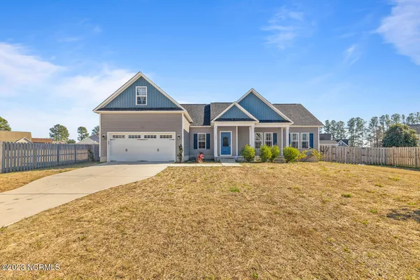 $1,900 | 122 Pembury Way, Richlands, NC 28574