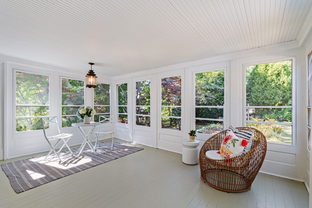 154 Lincoln Road Medford, MA 02155 - Photo 14 of 27 Gallery Image 14
