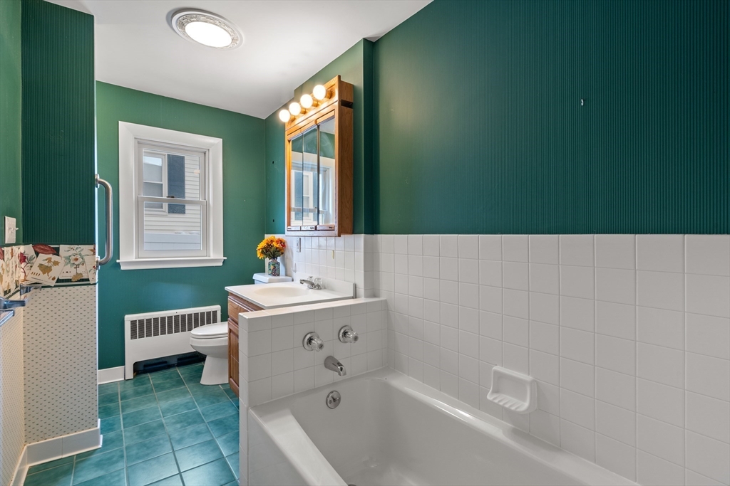 154 Lincoln Road Medford, MA 02155 - Photo 17 of 27 Gallery Image 17