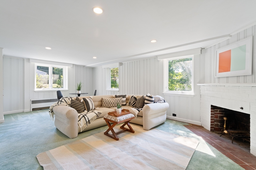 154 Lincoln Road Medford, MA 02155 - Photo 19 of 27 Gallery Image 19