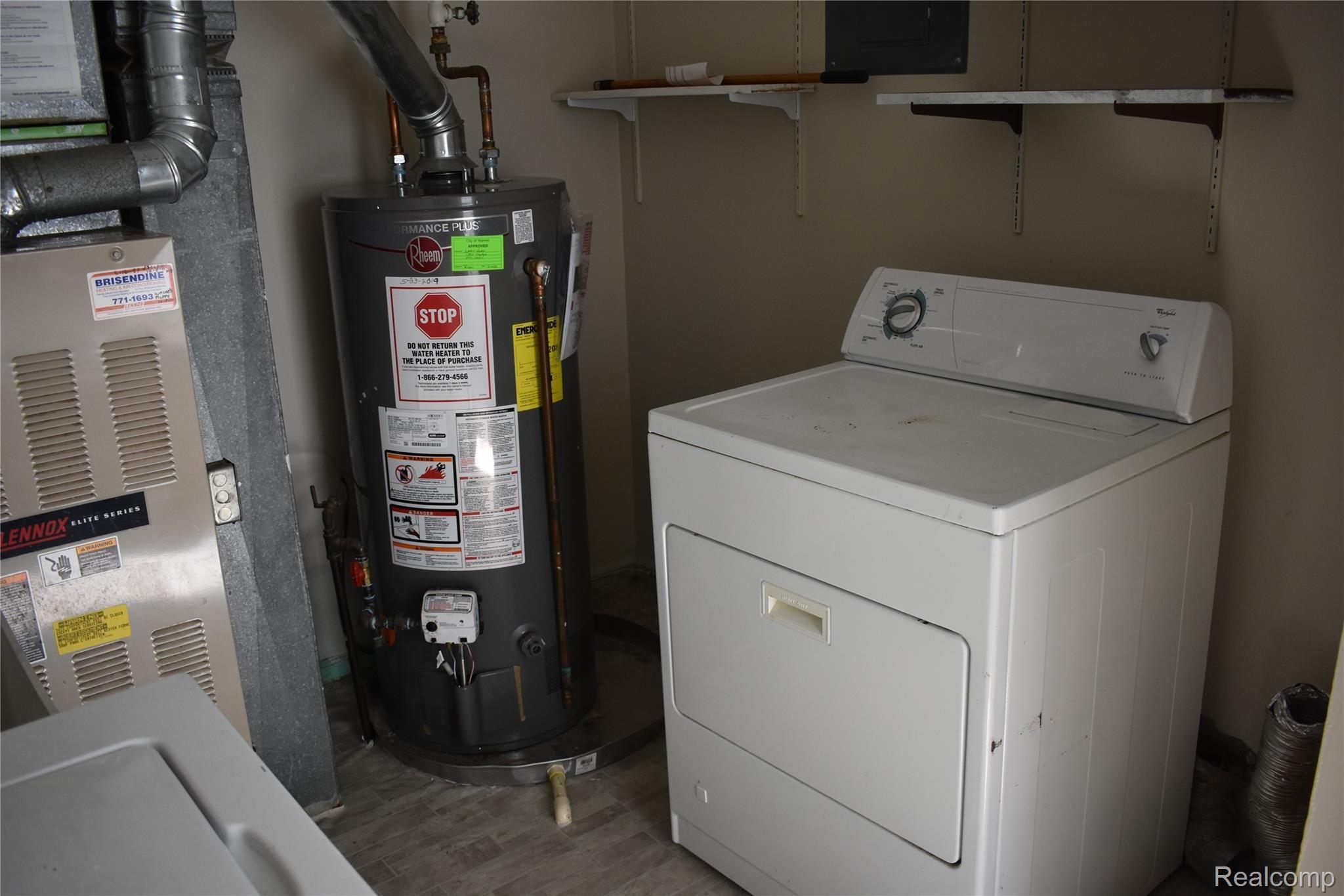13810 Toepfer Road Warren, MI 48089 - Photo 18 of 25 DSC_0137.JPG