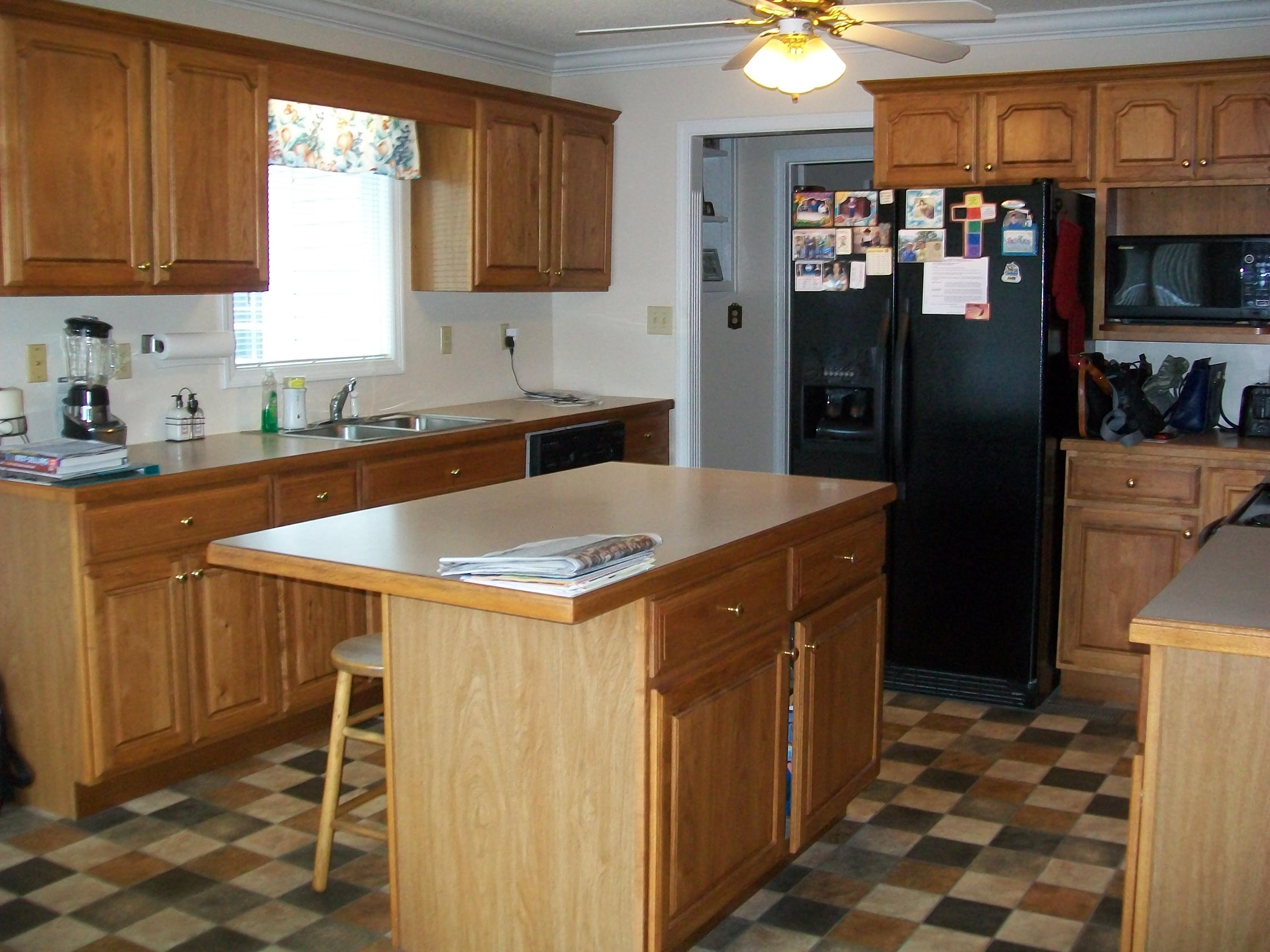 476 South High Knob Road La Follette, TN 37766 - Photo 8 of 22 100_3234