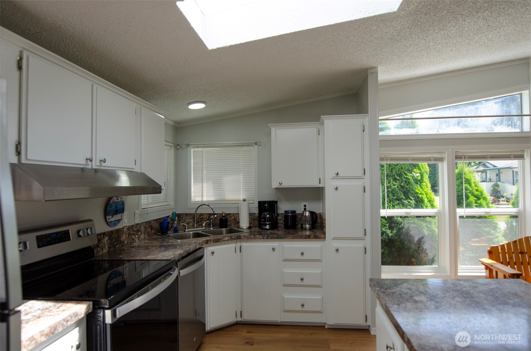 24919 Hoehn Road, Unit 73 Sedro-Woolley, WA 98284 - Photo 5 of 36