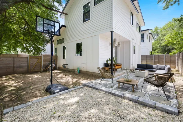$464,900 | 408 West Odell Street, Unit 2, Austin, TX 78752