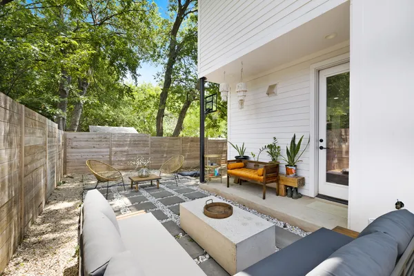 $464,900 | 408 West Odell Street, Unit 2, Austin, TX 78752
