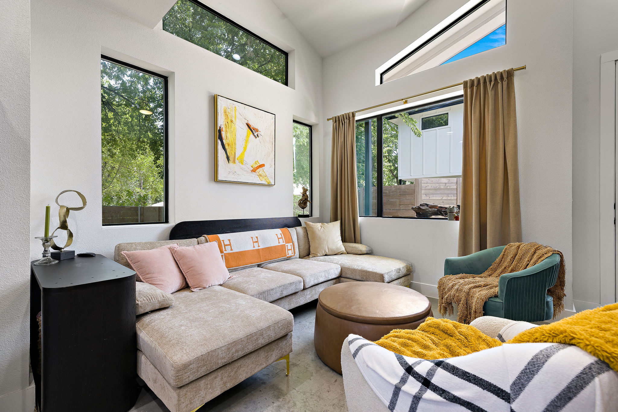 408 West Odell Street, Unit 2 Austin, TX 78752 - Photo 3 of 20