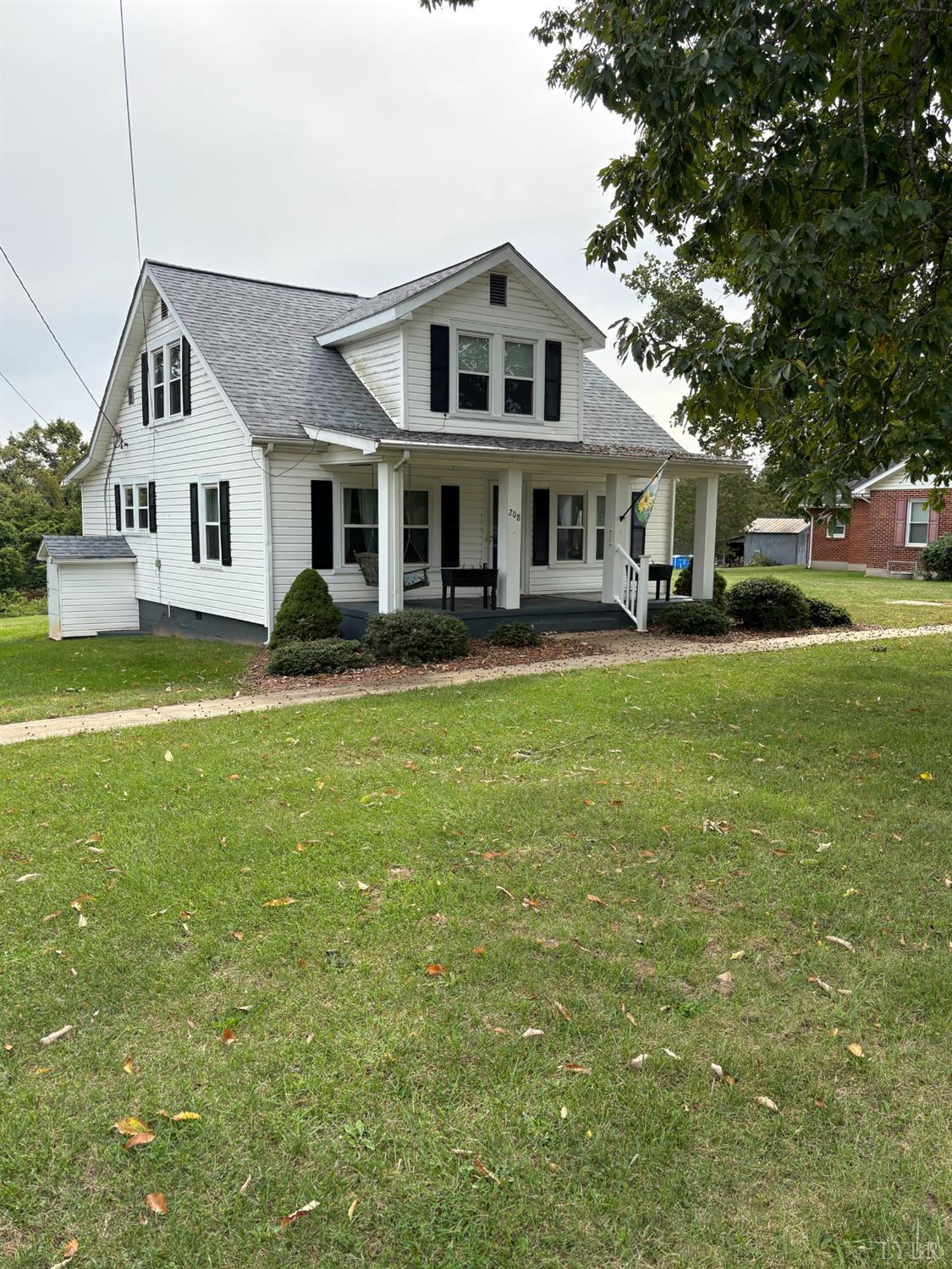 208 Prospect Road Hurt, VA 24563 - Photo 3 of 32 Gallery Image 3
