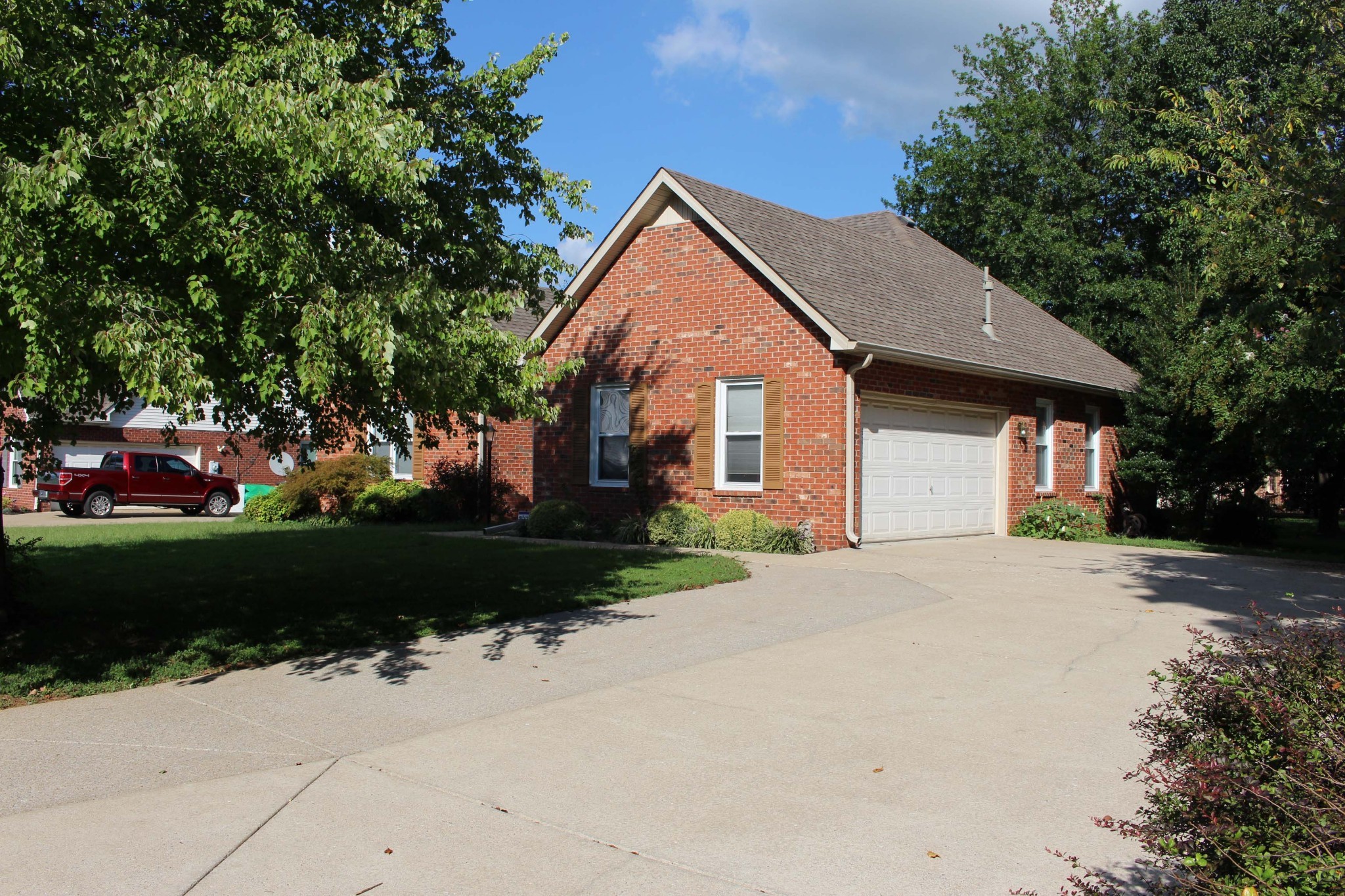 3114 Chanda Lane Murfreesboro, TN 37129 - Photo 3 of 12 a front view of a house with a yard